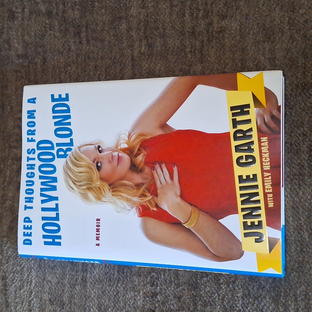 Jennie Garth Book "Deep thoughts from a hollywood blonde"